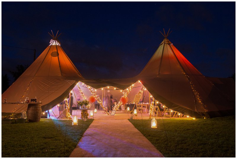 bridge-house-barn-wedding-tippi